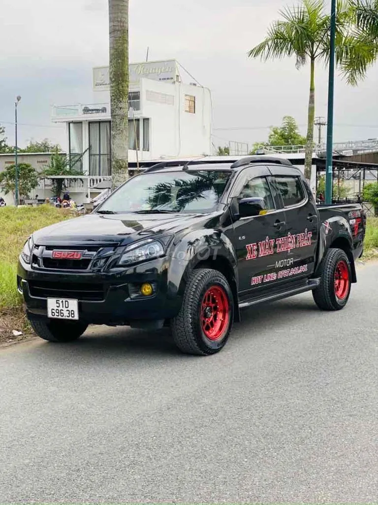 Isuzu Dmax