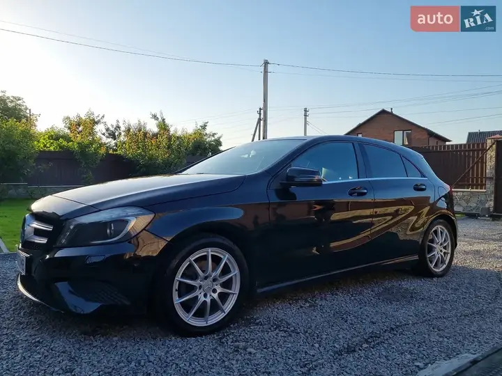 Mercedes-Benz A-Class 2014 photo 4