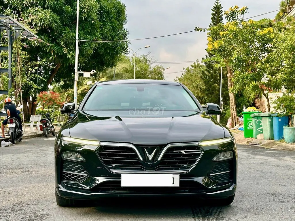 Vinfast Lux A2.0