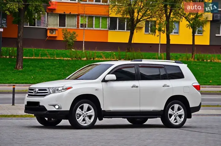 Toyota Highlander 2011 photo 5