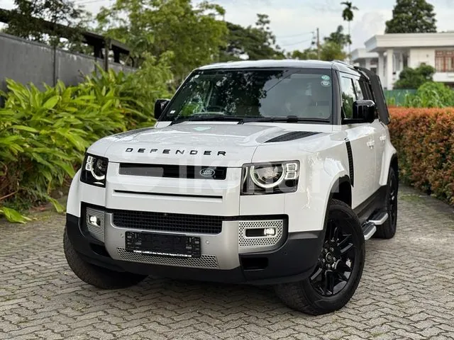 Land Rover Defender 2023 photo 3