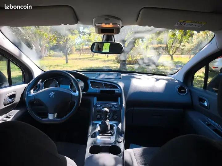 Peugeot 3008 2016 photo 3