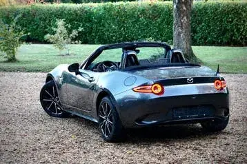 Mazda Mx-5 2024 photo 2