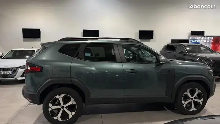 Dacia Duster 2025 photo 4