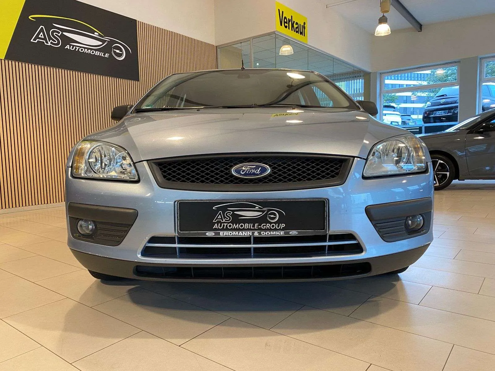 Ford Focus 2005 photo 2