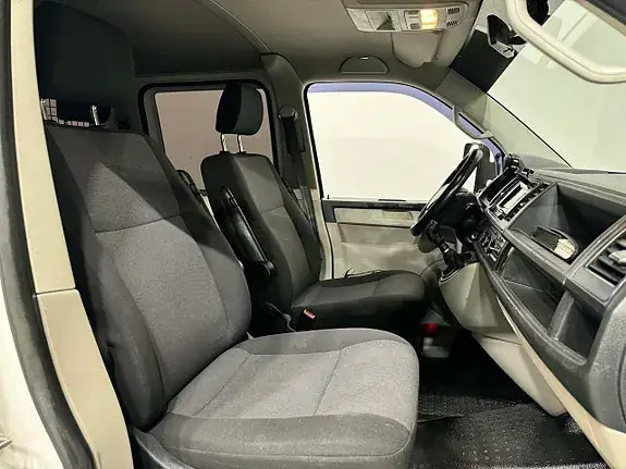 Volkswagen Transporter 2016 photo 5