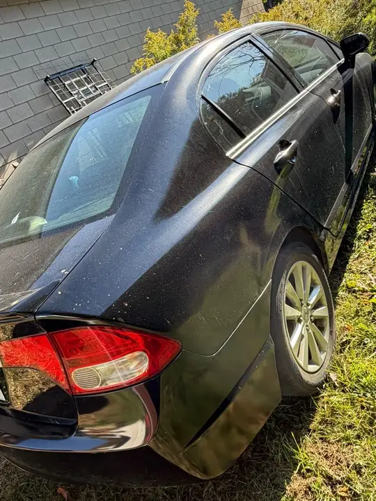 Honda Civic 2010 photo 2
