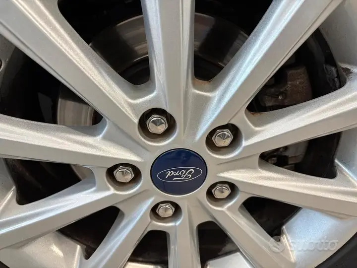 Ford C-Max 2016 photo 5