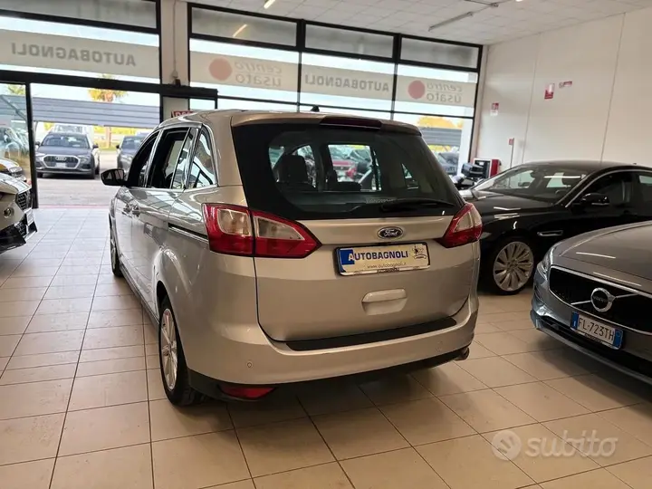 Ford C-Max 2016 photo 4