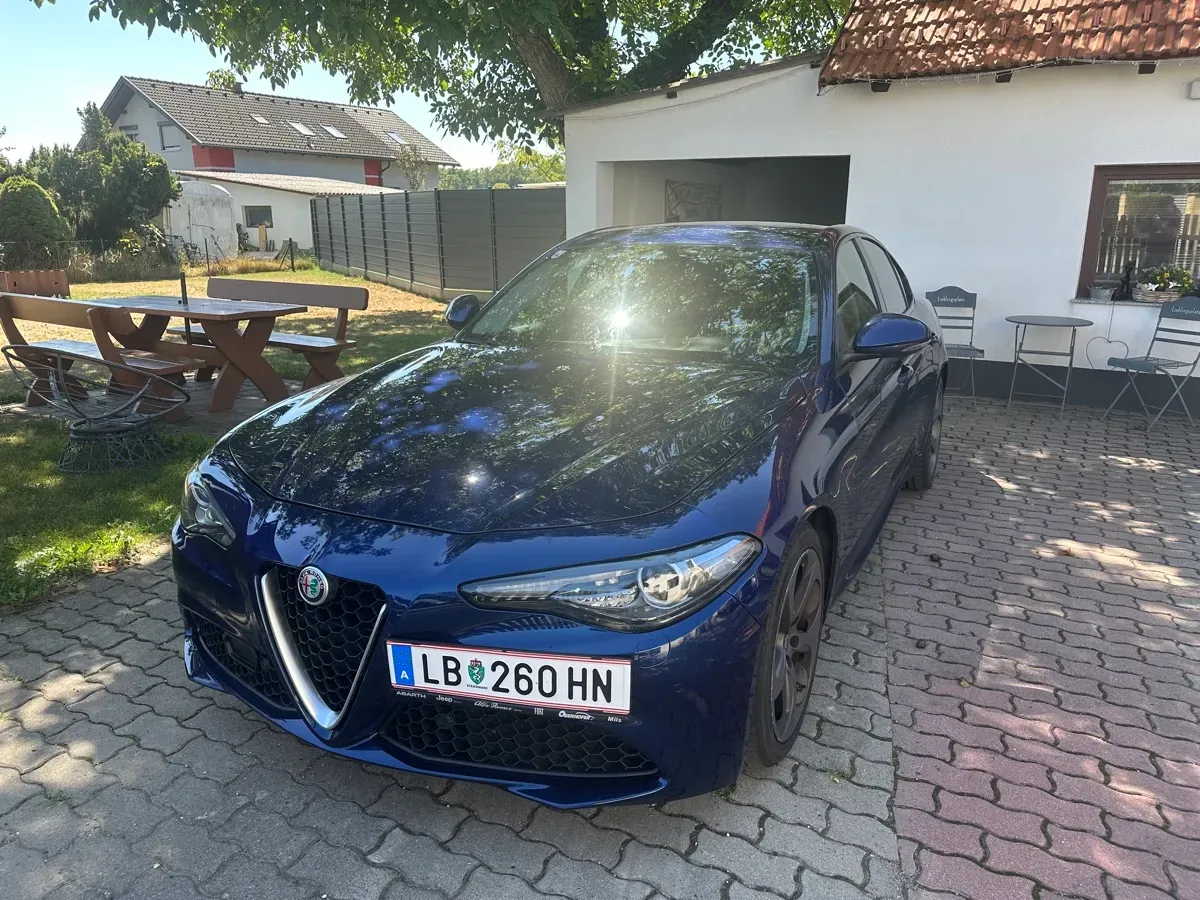 Alfa Romeo Giulia 2016 photo 3