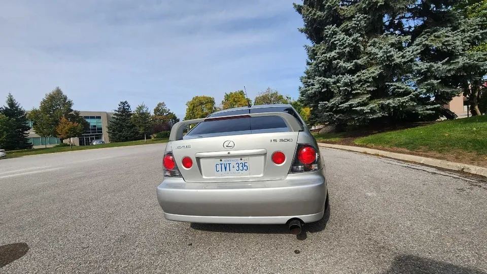 Lexus Is