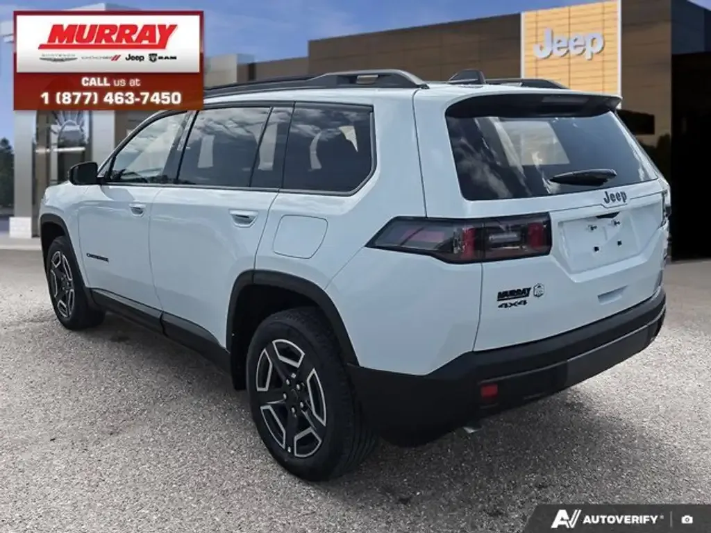 Jeep Cherokee 2026 photo 4