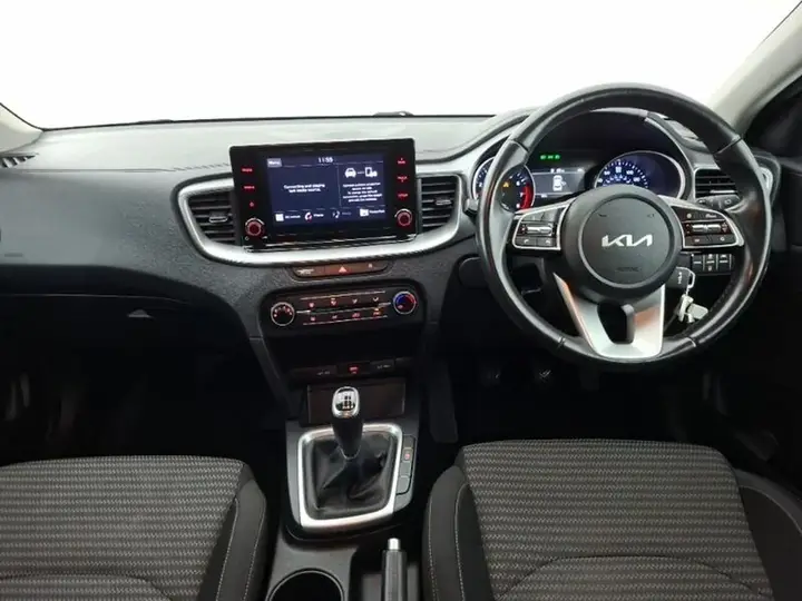 Kia Xceed 2021 photo 3
