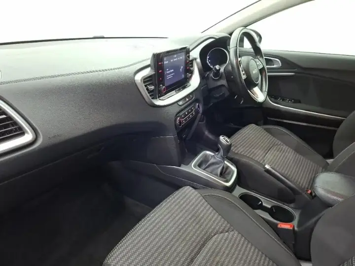 Kia Xceed 2021 photo 5