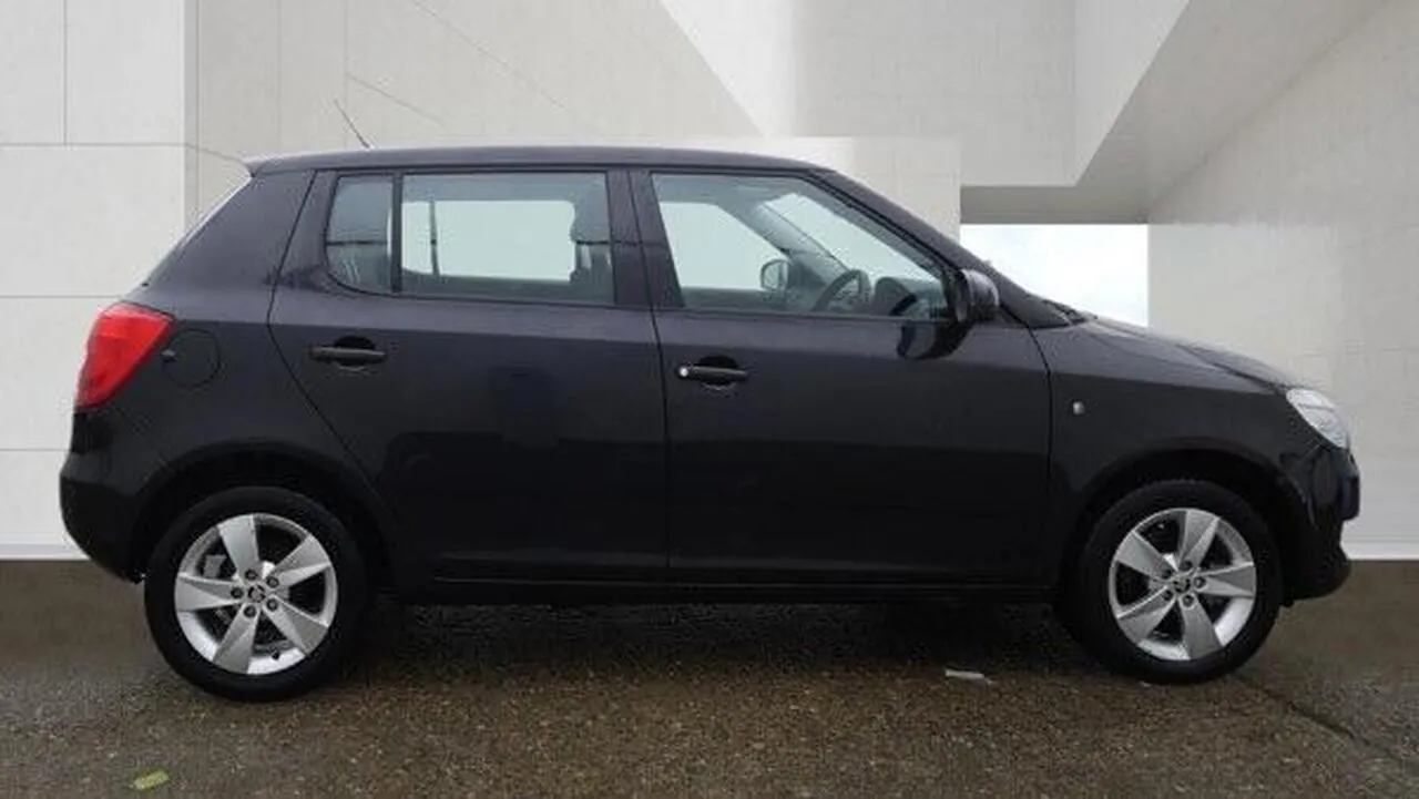 Skoda Fabia 2014 photo 5