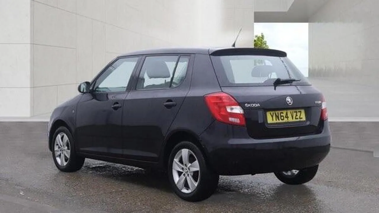 Skoda Fabia 2014 photo 3