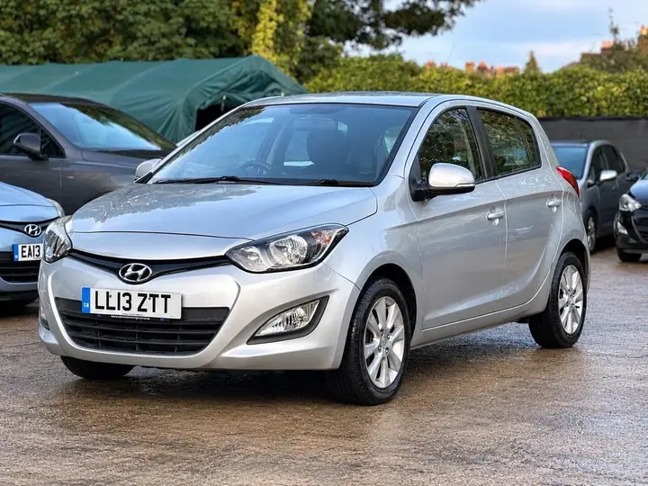 Hyundai I20 2013 photo 3