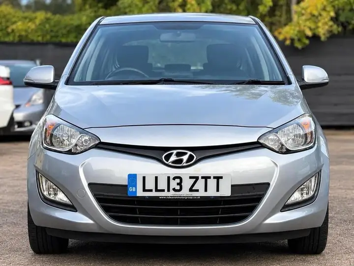 Hyundai I20 2013 photo 2