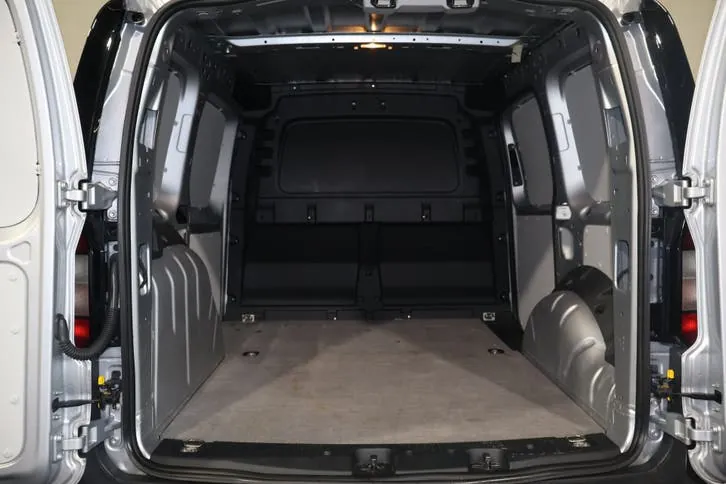 Volkswagen Caddy Cargo 2024 photo 3