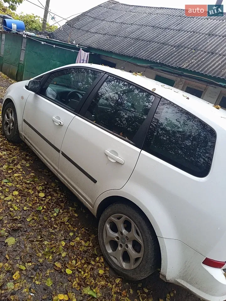 Ford C-Max 2010 photo 4