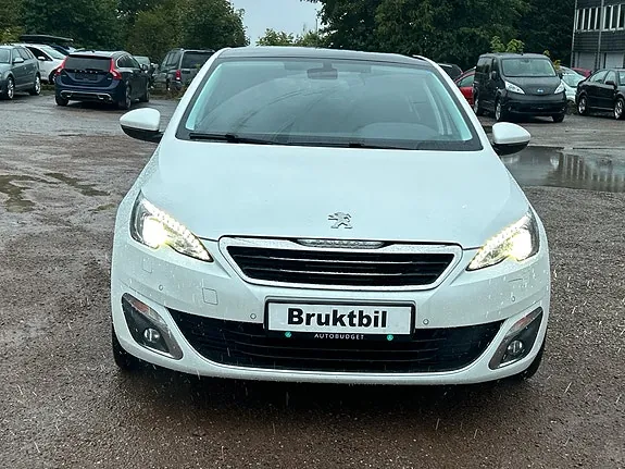 Peugeot 308 2015 photo 2