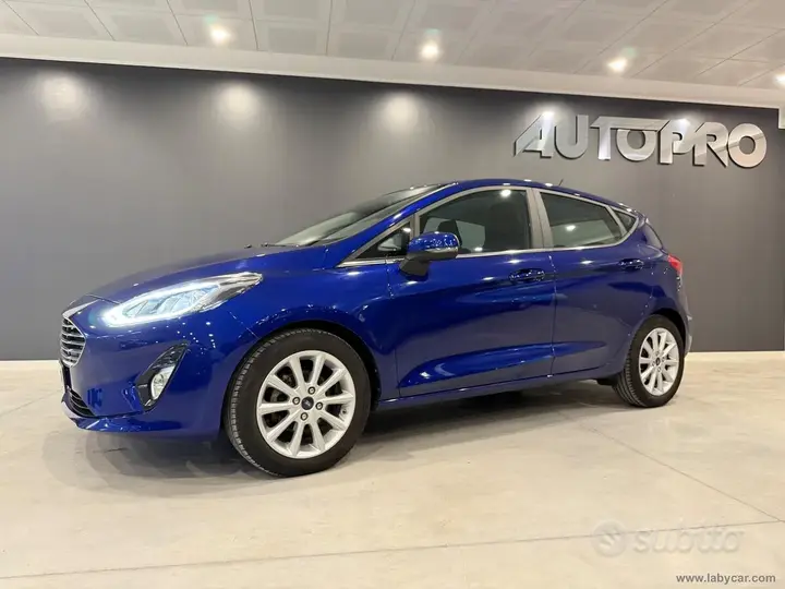 Ford Fiesta 2017 photo 2