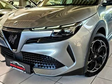 Alfa Romeo Junior 2025 photo 3