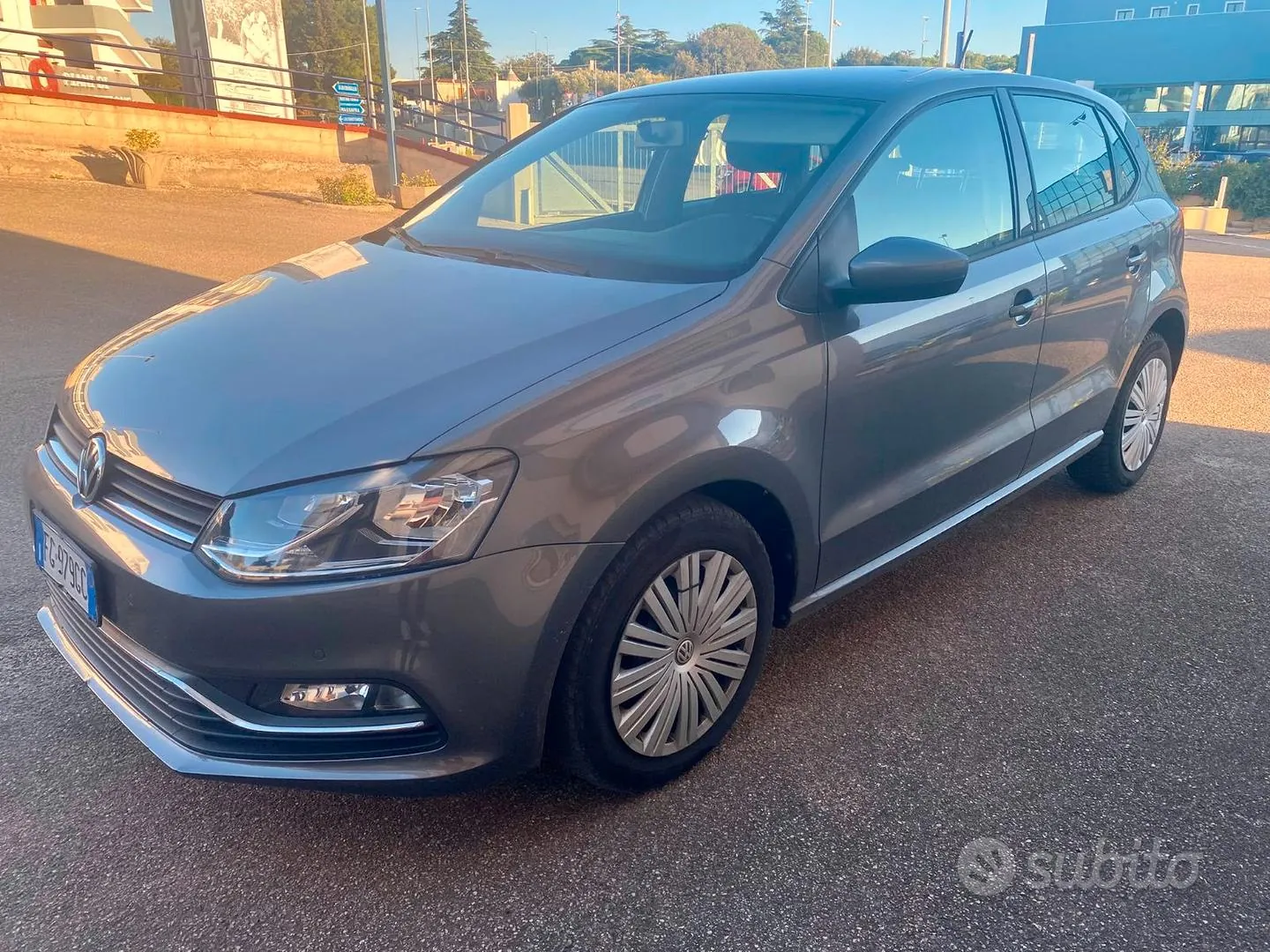 Volkswagen Polo 2017 photo 2