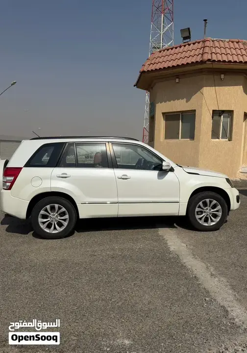 Suzuki Grand Vitara 2015 photo 4