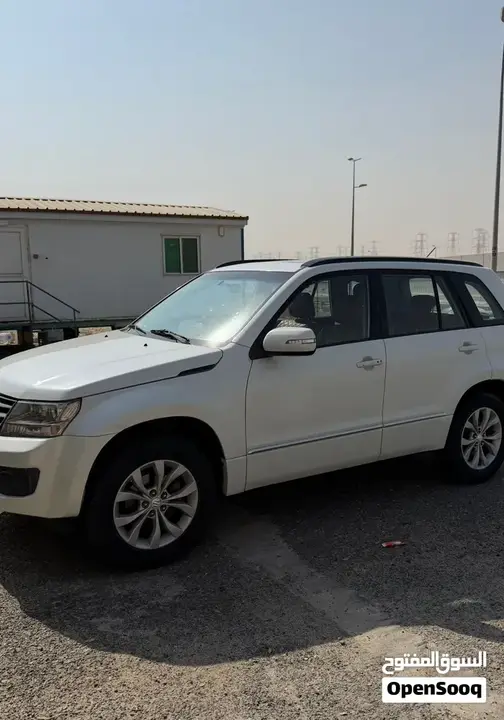 Suzuki Grand Vitara 2015 photo 2