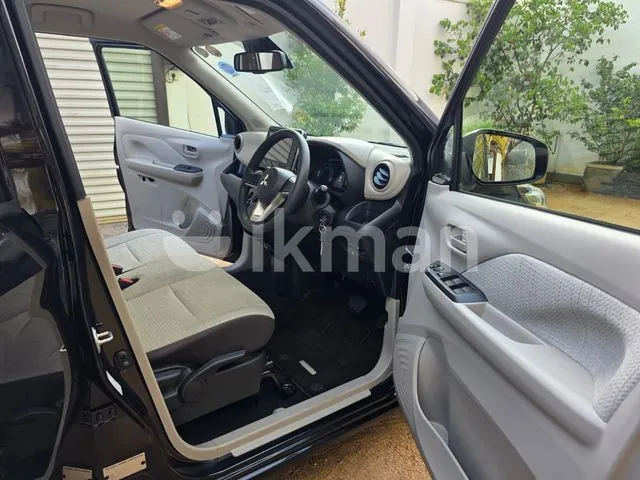 Mitsubishi Ek Wagon 2024 photo 4