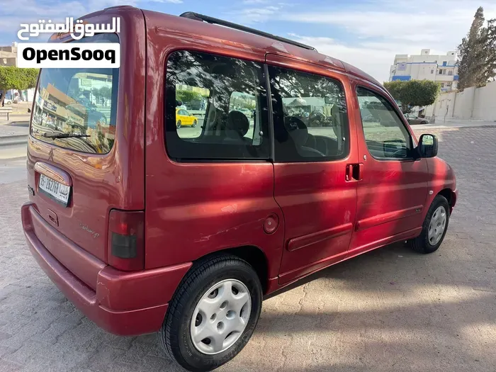 Citroen Berlingo 2024 photo 3