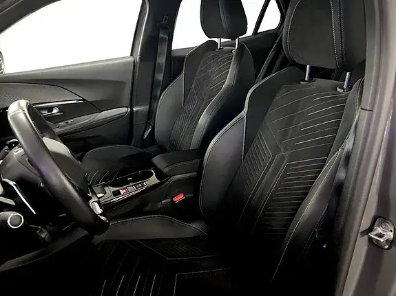 Peugeot 2008 2024 photo 4