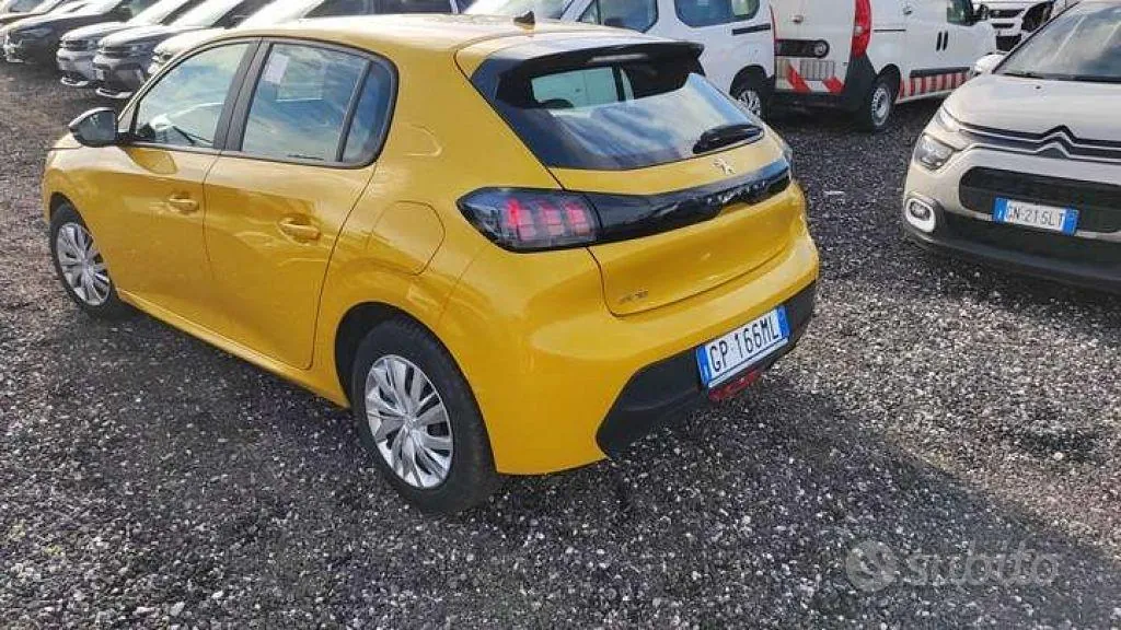 Peugeot 208 2023 photo 4