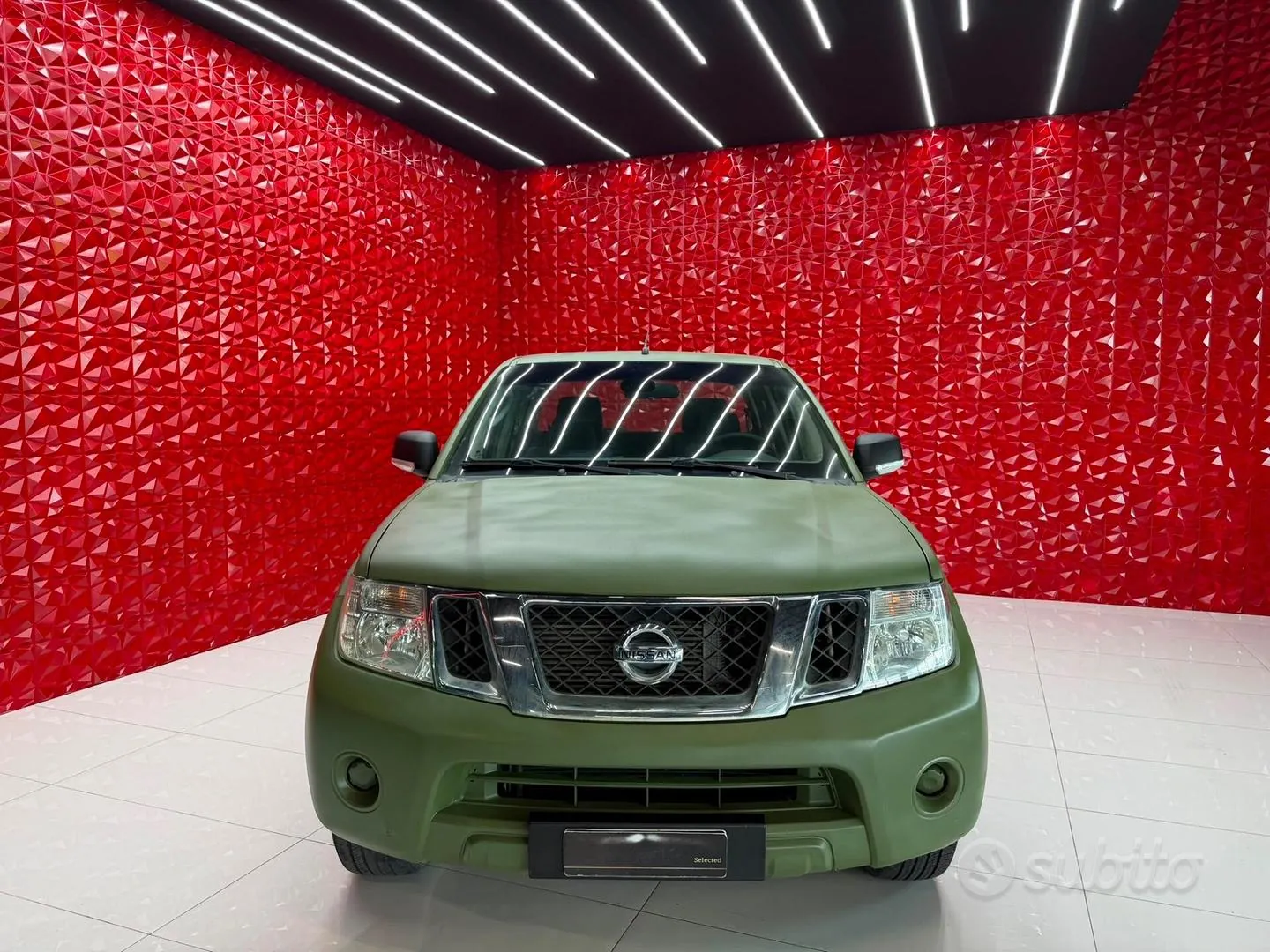 Nissan Navara 2014 photo 2