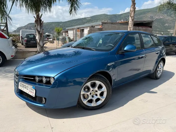 Alfa Romeo 159 2008 photo 2
