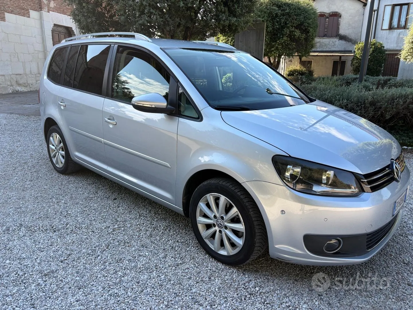 Volkswagen Touran 2014 photo 4