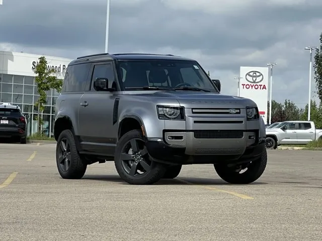 Land Rover Defender 2021 photo 2