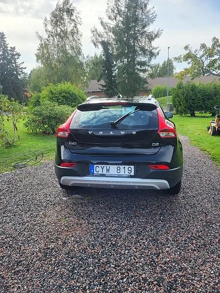 Volvo V40 Cross Country 2013 photo 4