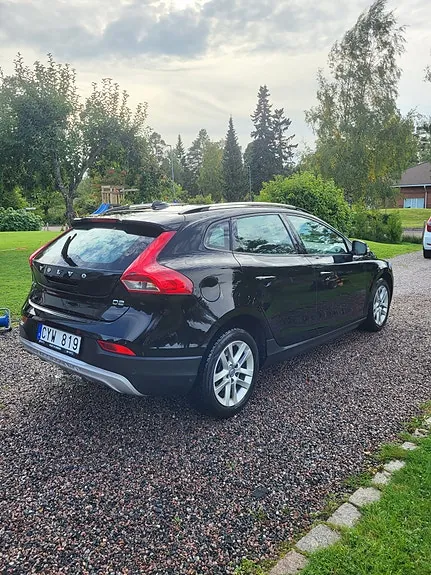 Volvo V40 Cross Country 2013 photo 3