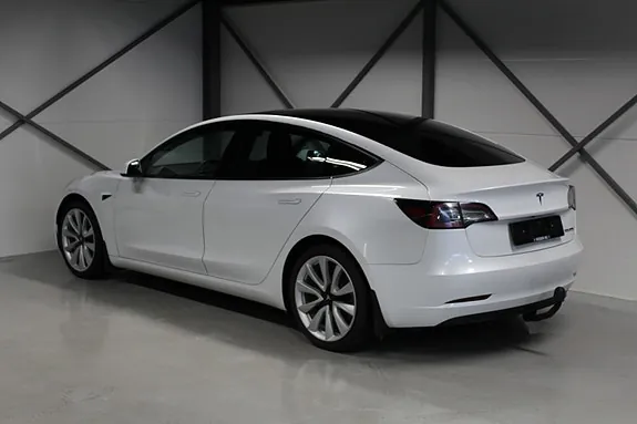 Tesla Model 3 2020 photo 5