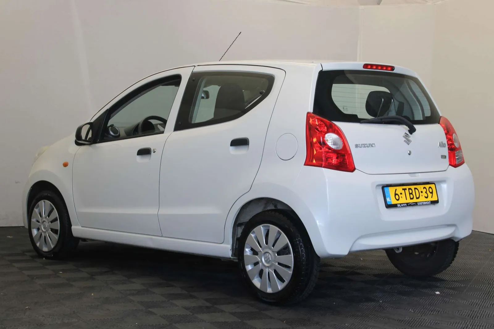 Suzuki Alto 2014 photo 4