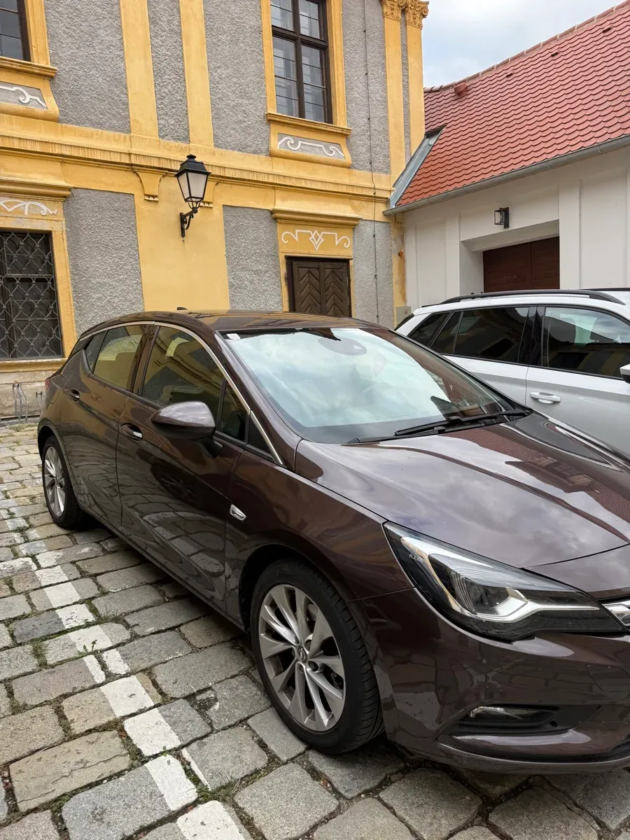 Opel Astra 2015 photo 2