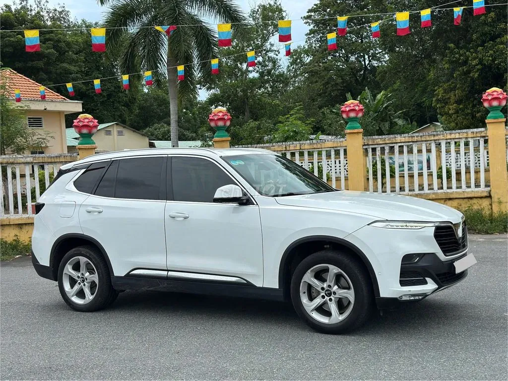 Vinfast Lux Sa2.0 2019 photo 3