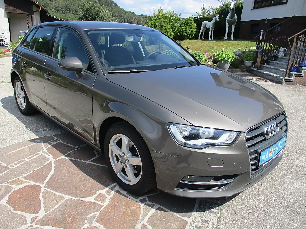 Audi A3 2015 photo 2