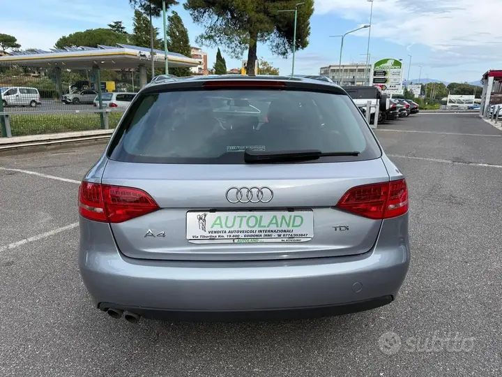 Audi A4 Avant 2012 photo 5