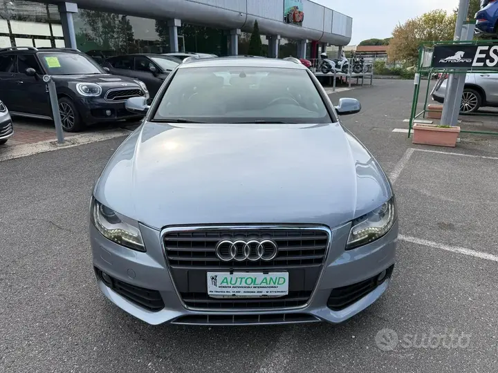 Audi A4 Avant 2012 photo 2