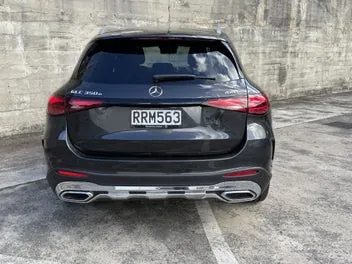 Mercedes-Benz Glc 300 E 2026 photo 5