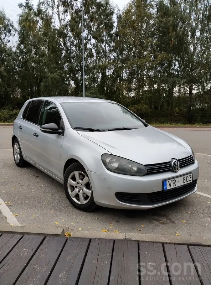 Volkswagen Golf 2012 photo 2