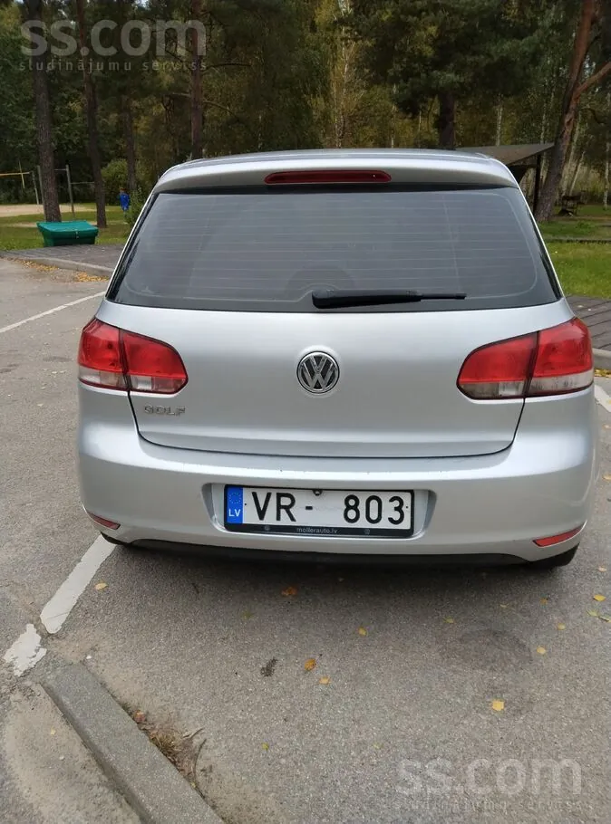 Volkswagen Golf 2012 photo 4